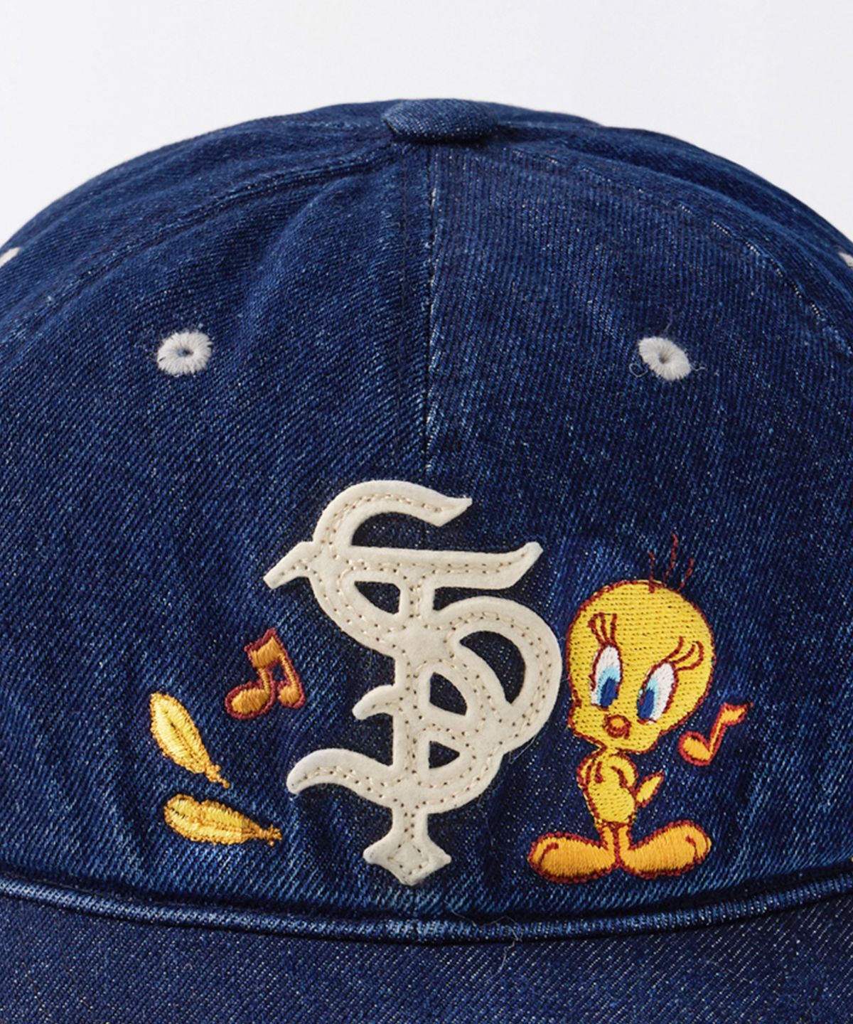 아웃스탠딩(OUTSTANDING) [LOONEY TUNES] DENIM BALL CAP(TWEETY SYLVESTER)_INDIGO