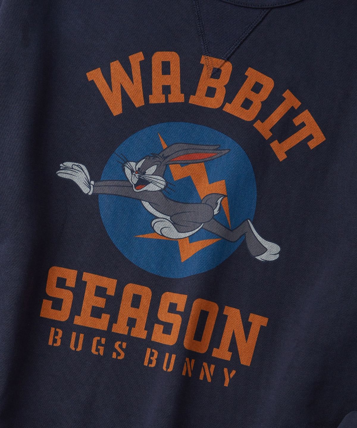 아웃스탠딩(OUTSTANDING) [LOONEY TUNES] SWEAT(WABBIT SEASON)_NAVY