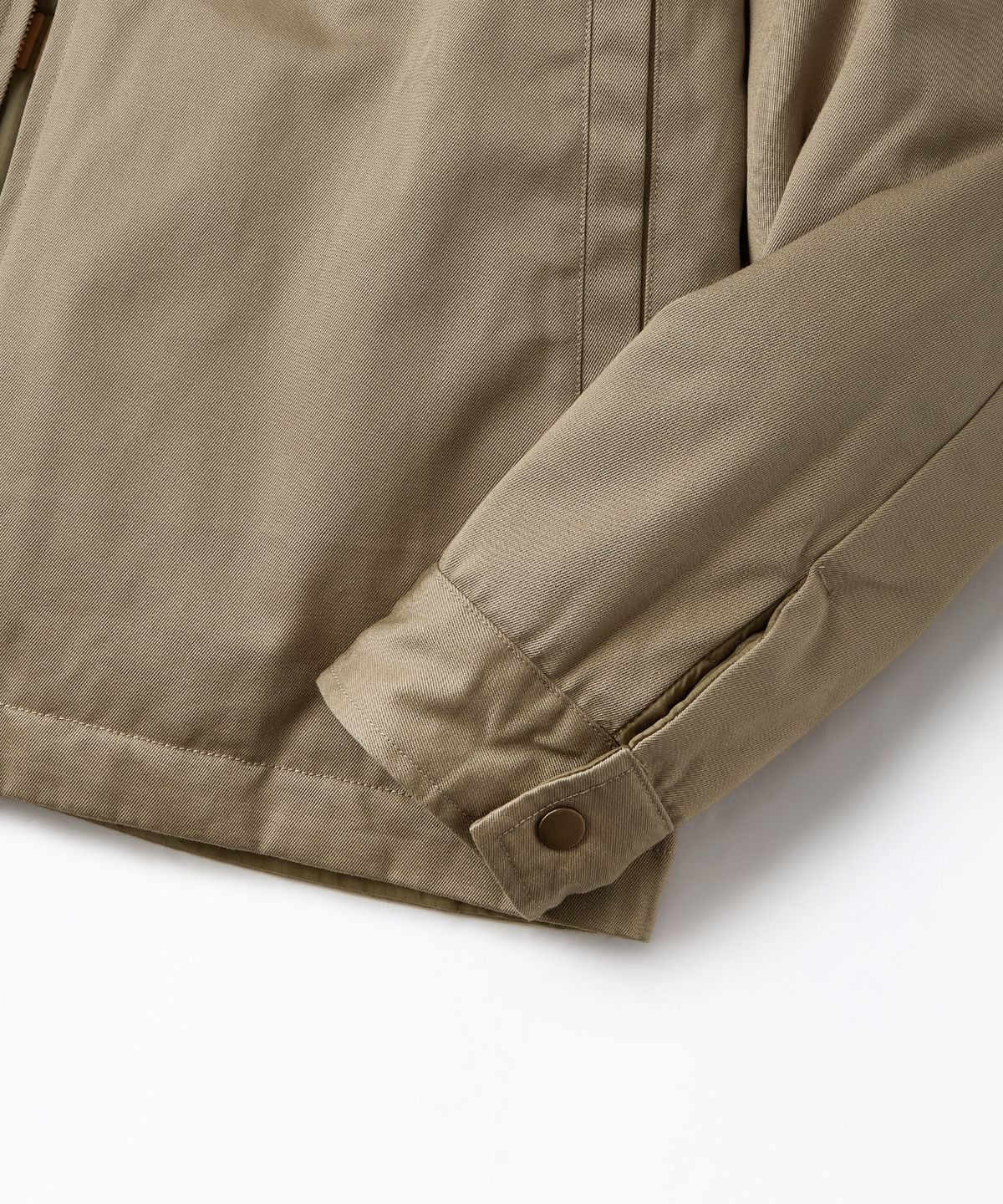 아웃스탠딩(OUTSTANDING) [LOONEY TUNES] REVERSIBLE QUILTED JACKET_KHAKI/OLIVE GREEN