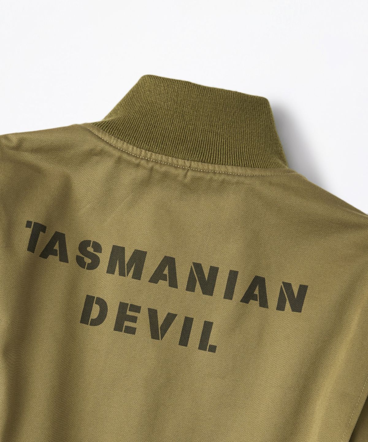 아웃스탠딩(OUTSTANDING) [LOONEY TUNES] TANKER JACKET_KHAKI