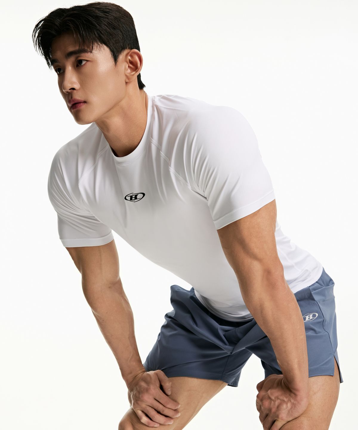 본투윈(BORN TO WIN) SYMBOL B COMPRESSION SHORT SLEEVE [WHITE]