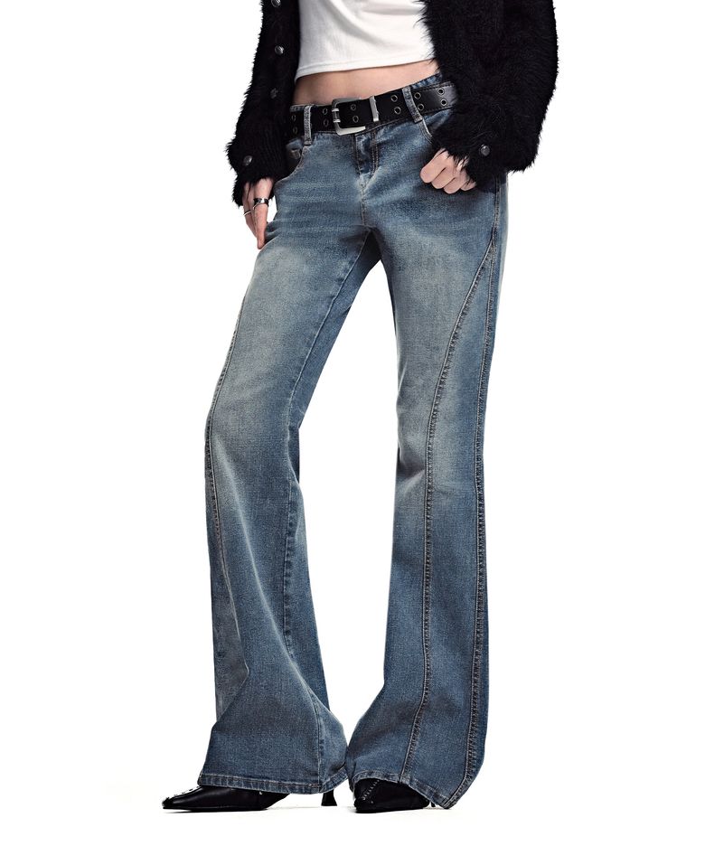 Low Rise Panel Flared Denim [BLUE]_SEWPT019BLUE