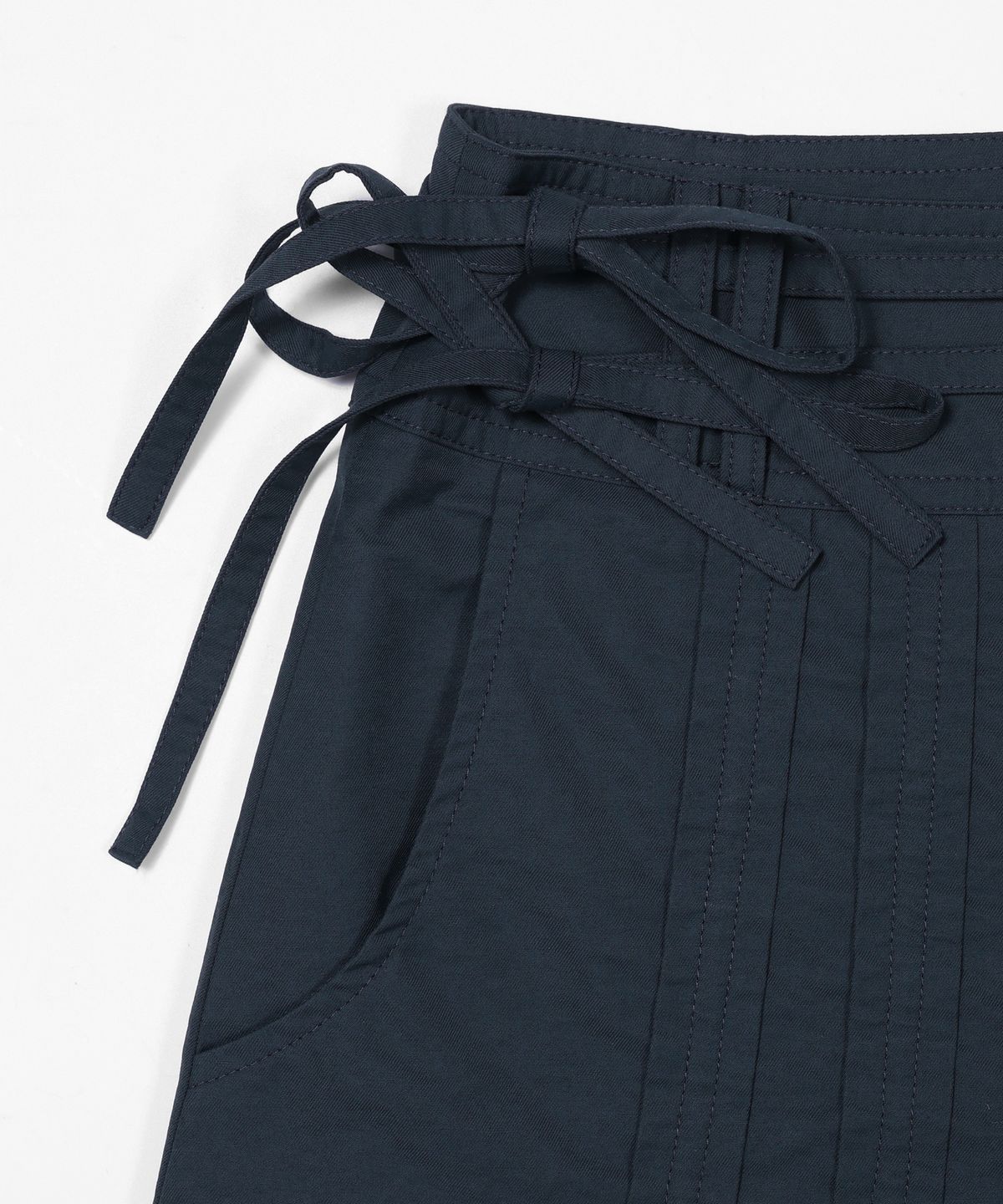 카이파이(KAIFAI) 러치드 미디 스커트 (네이비) K26ZC750