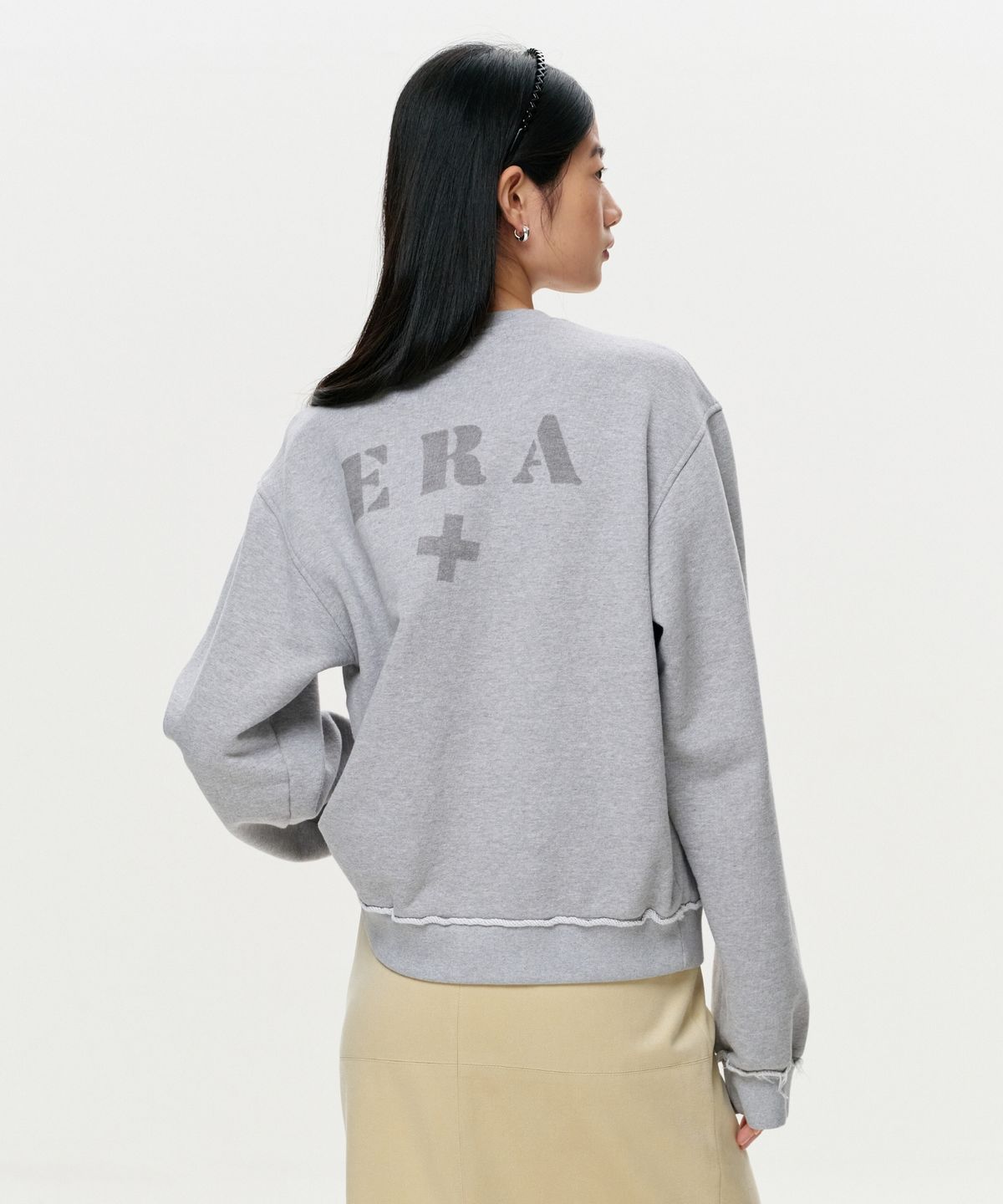 이알에이(ERA) UNISEX ERA RAW EDGE SWEATSHIRT - GRAY