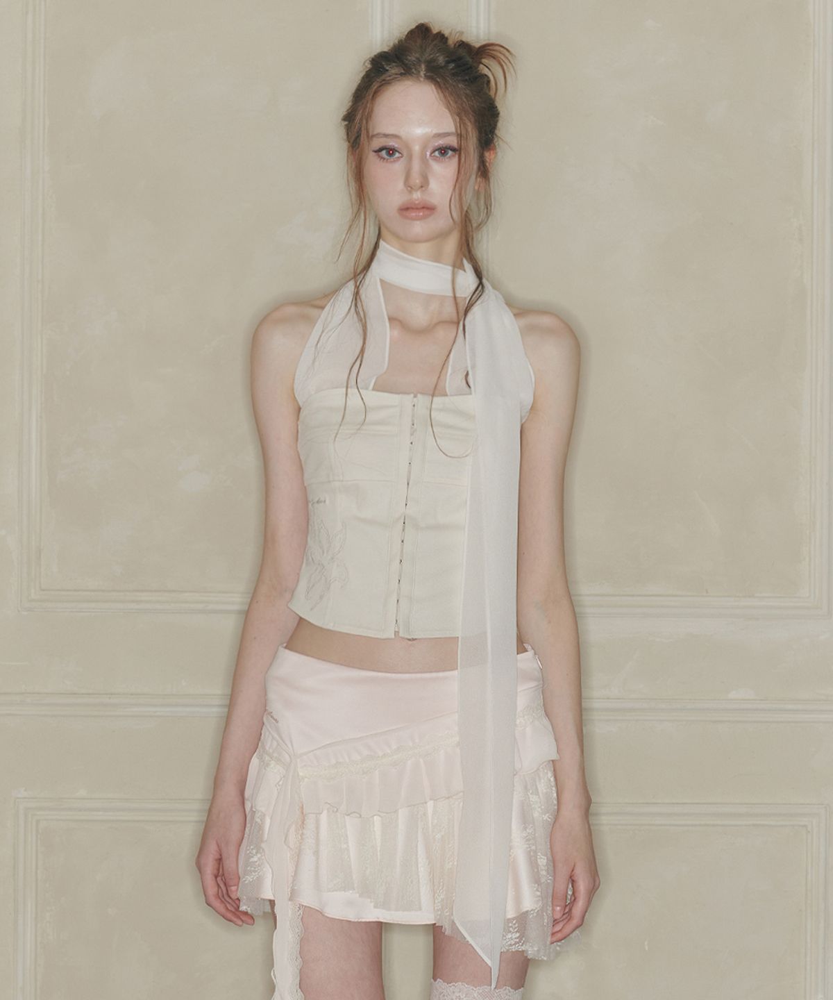 페인오어플레져(PAINORPLEASURE) MIDNIGHT HALTER TOP cream