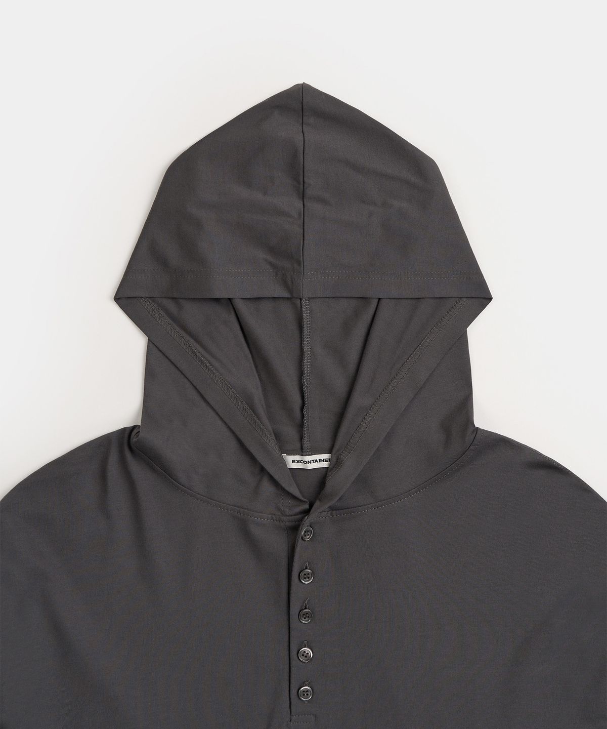 엑스컨테이너(EXCONTAINER) 헨리넥 후드 롱슬리브 (CHARCOAL)