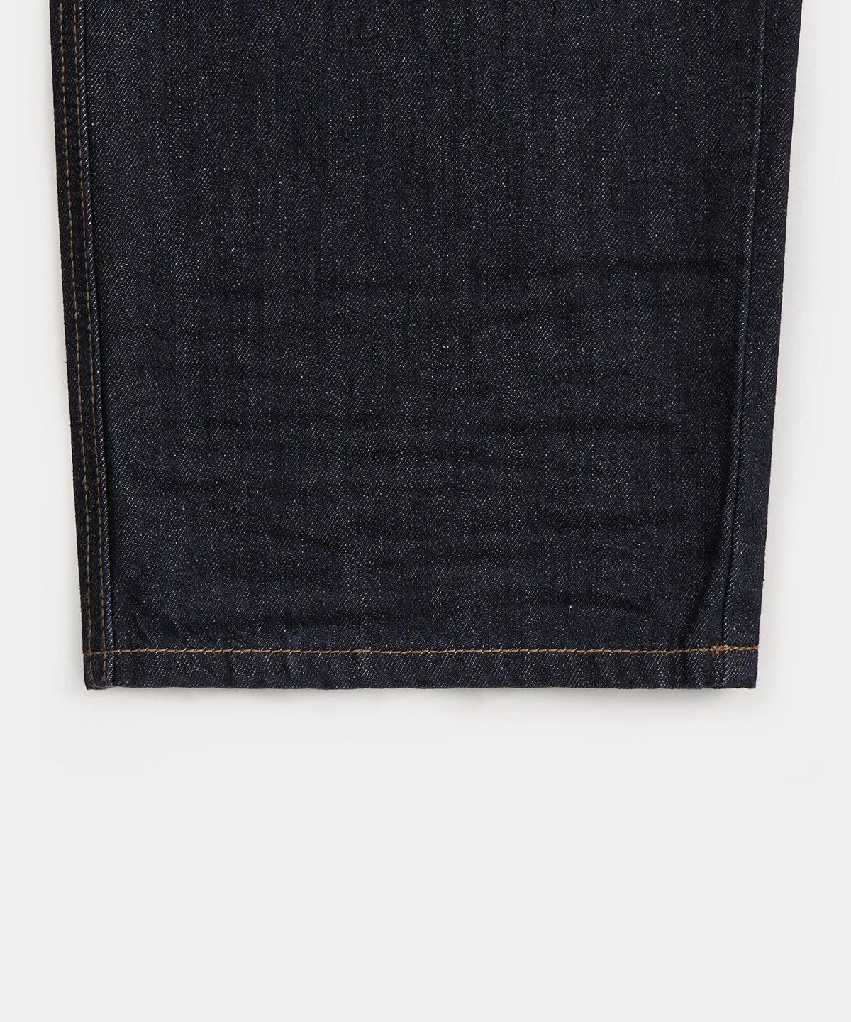엑스컨테이너(EXCONTAINER) 엠보 레귤러 데님 팬츠 (INDIGO)