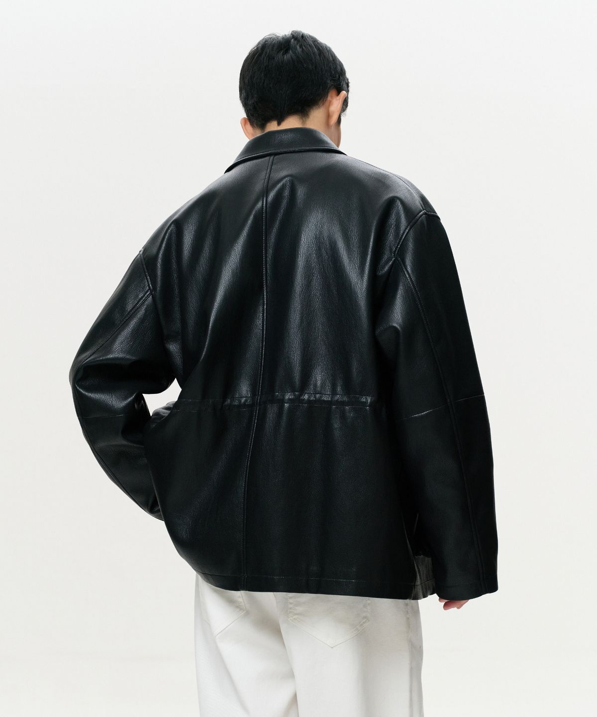 이알에이(ERA) UNISEX ERA FAUX LEATHER SAFARI JACKET - BLACK