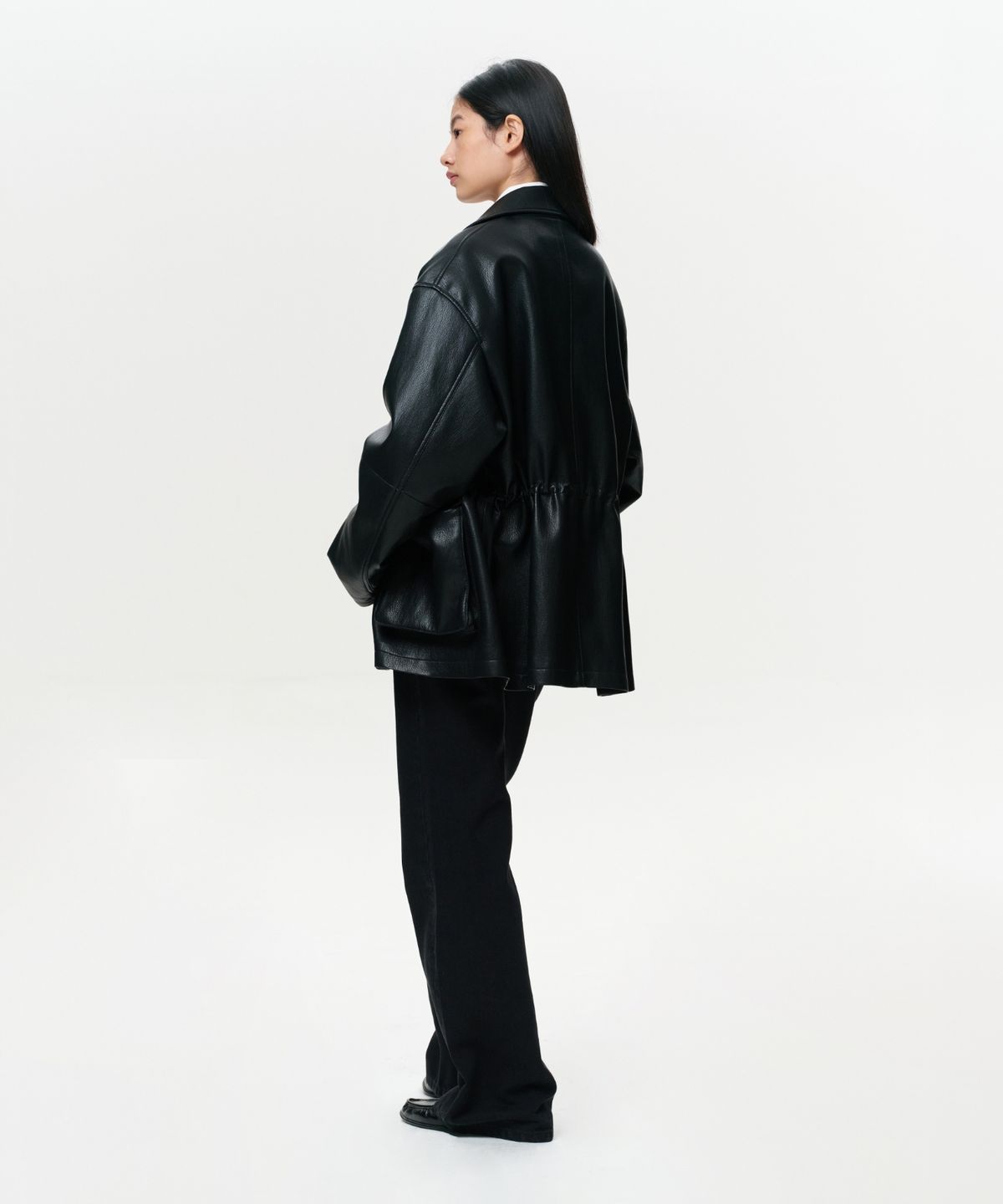 이알에이(ERA) UNISEX ERA FAUX LEATHER SAFARI JACKET - BLACK