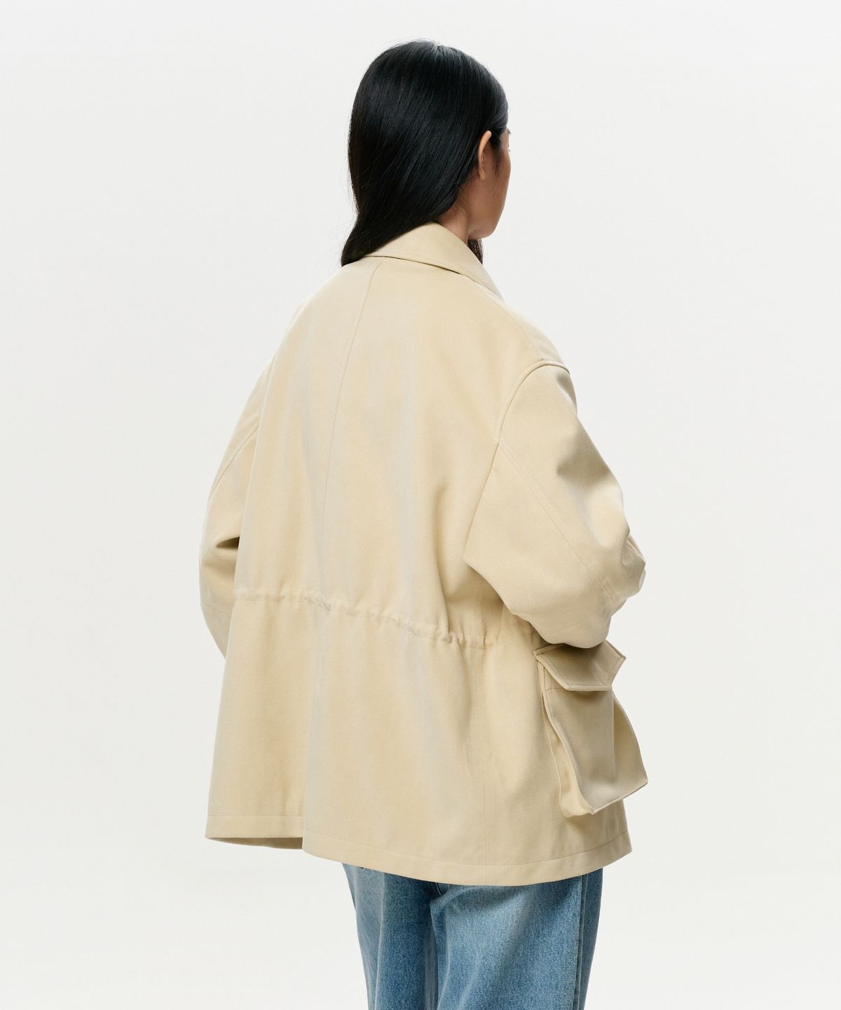 이알에이(ERA) UNISEX ERA FAUX SUEDE SAFARI JACKET - CREAM