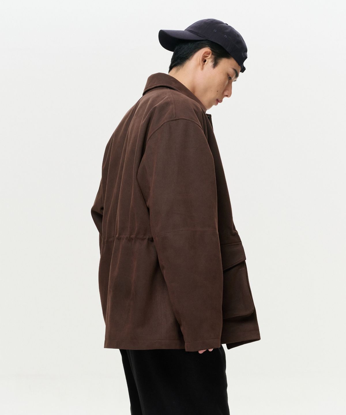 이알에이(ERA) UNISEX ERA FAUX SUEDE SAFARI JACKET - BROWN