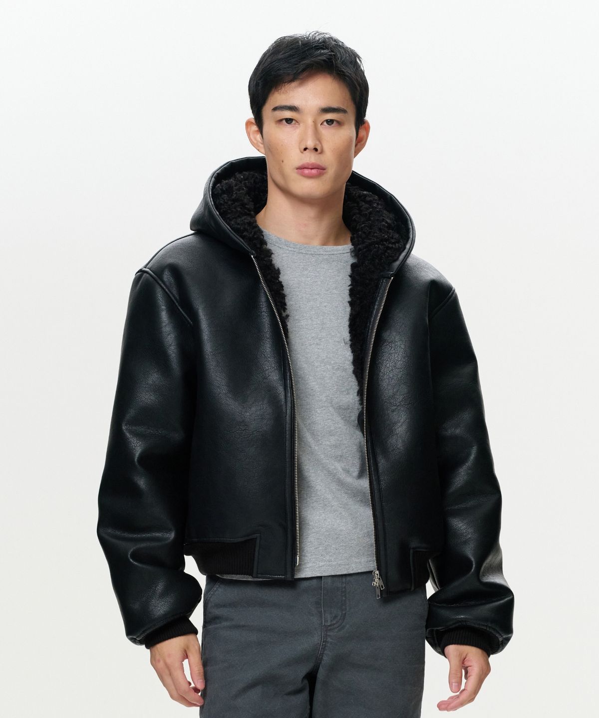 이알에이(ERA) UNISEX ERA FAUX SHEARLING HOODED JACKET - BLACK