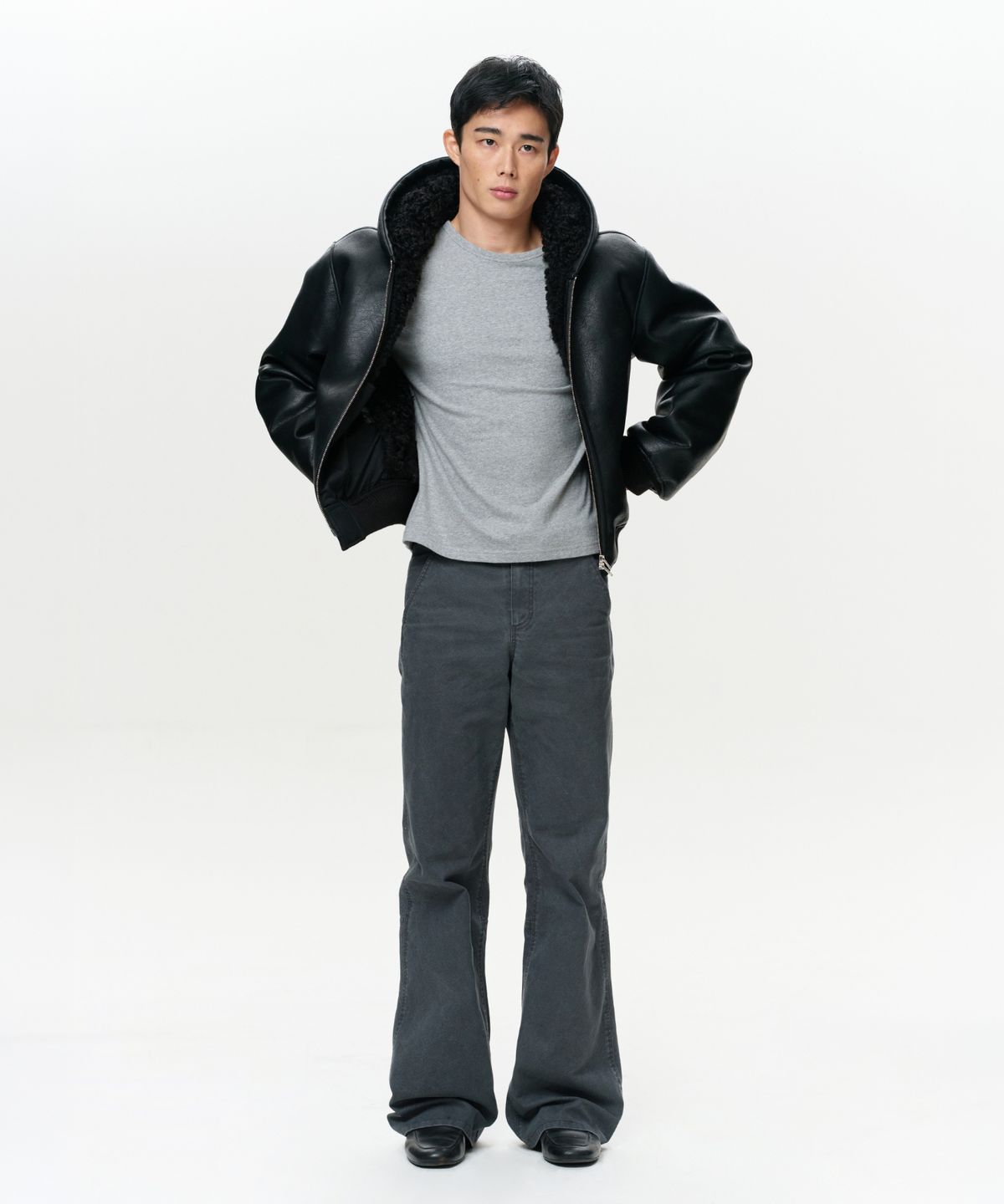 이알에이(ERA) UNISEX ERA FAUX SHEARLING HOODED JACKET - BLACK