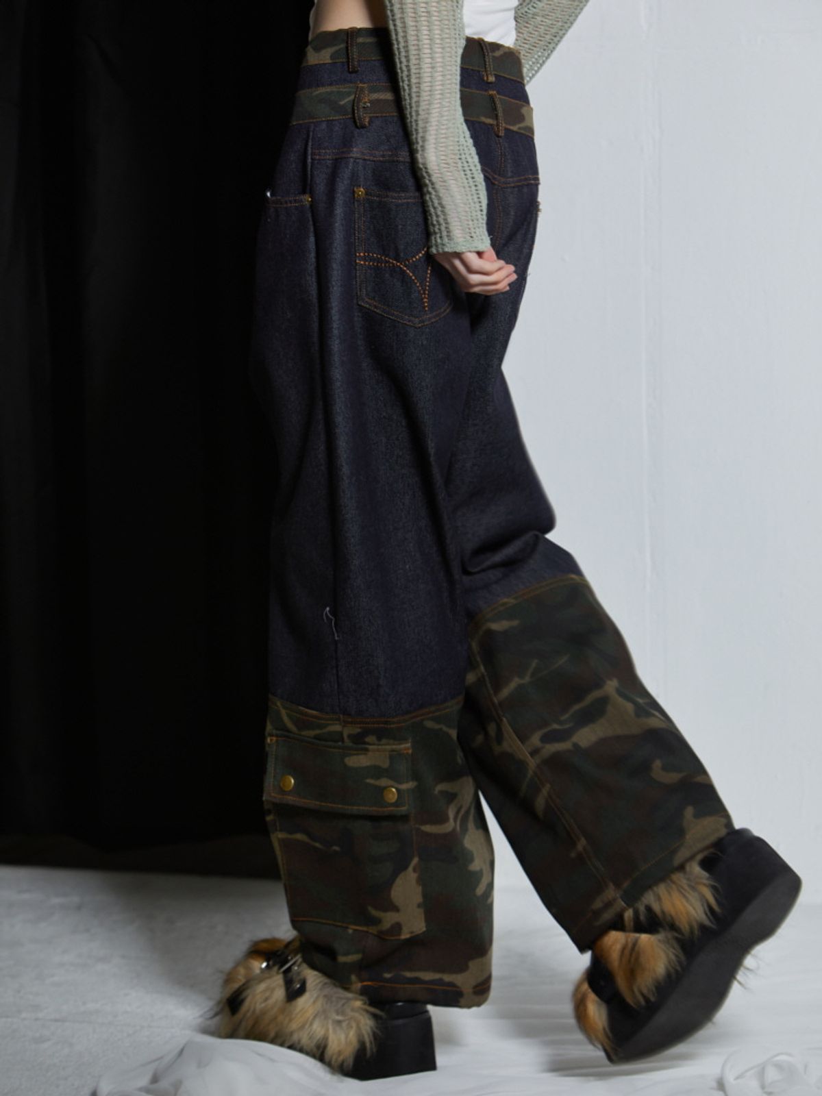 게이트리스(GATELESS) DOUBLE CAMO DENIM