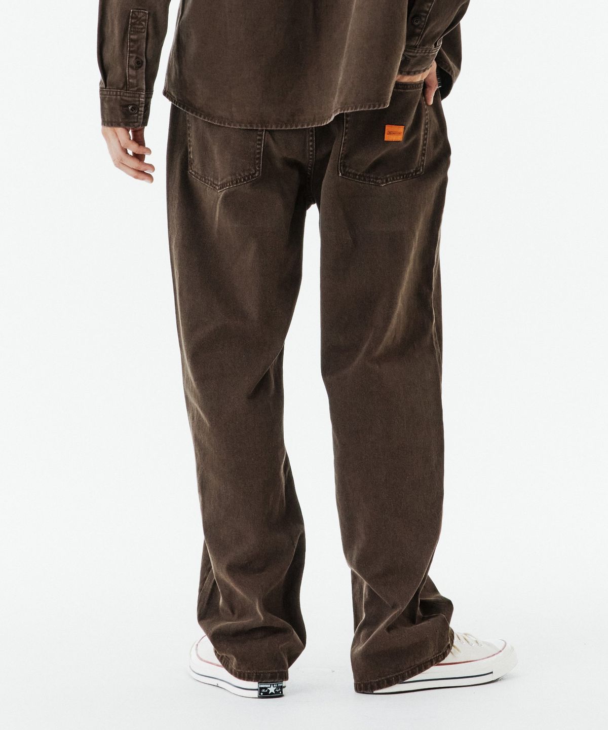 브롬톤 런던(BROMPTON LONDON) 1975 DENIM TROUSERS - BROWN (P263MDP460)