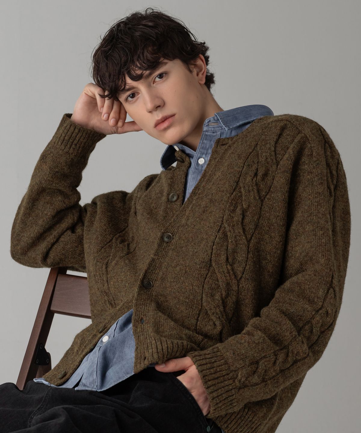 라코스테(LACOSTE) 남성 헤어리 케이블 크루넥 가디건 AH101M-56N DPD