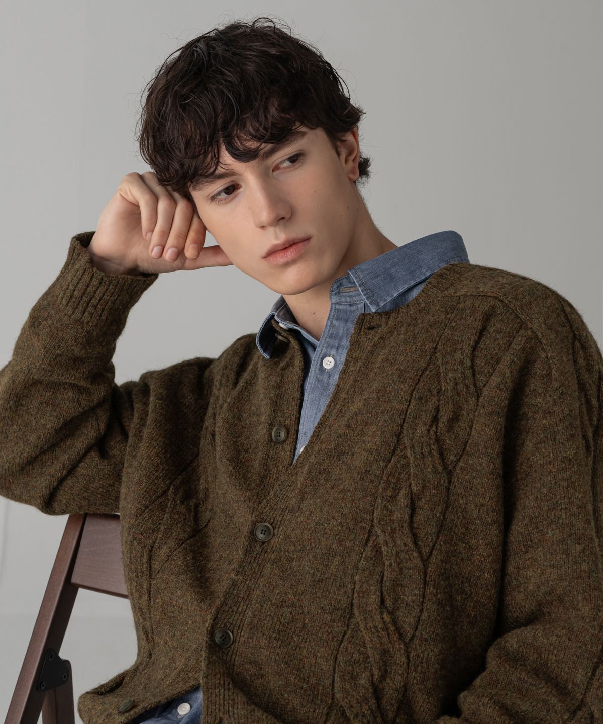 라코스테(LACOSTE) 남성 헤어리 케이블 크루넥 가디건 AH101M-56N DPD