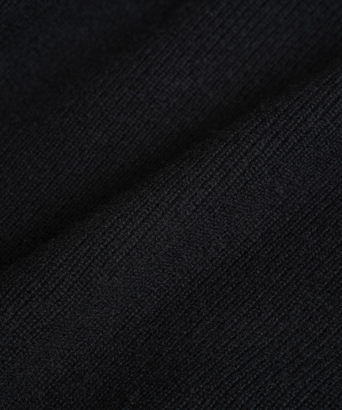 비헤비어(BEHEAVYER) CASHMERE WOOL A1 MIL SWEATER black