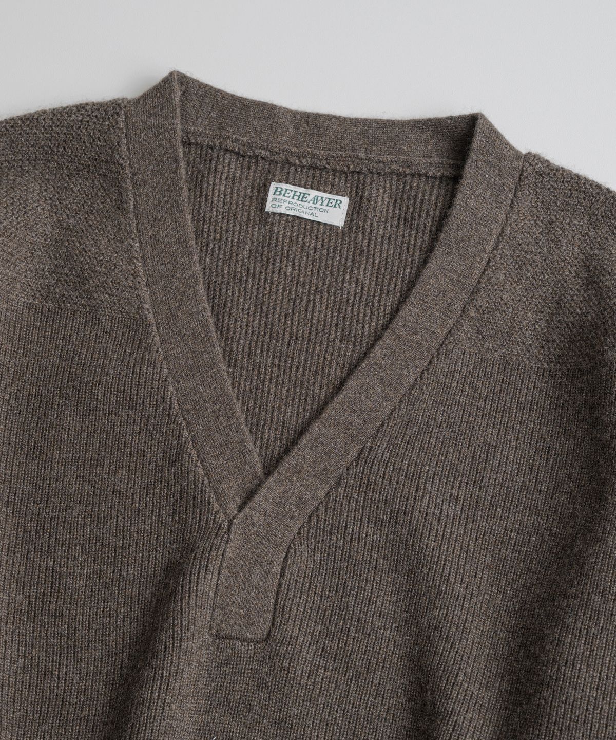 비헤비어(BEHEAVYER) CASHMERE WOOL A1 MIL SWEATER brown