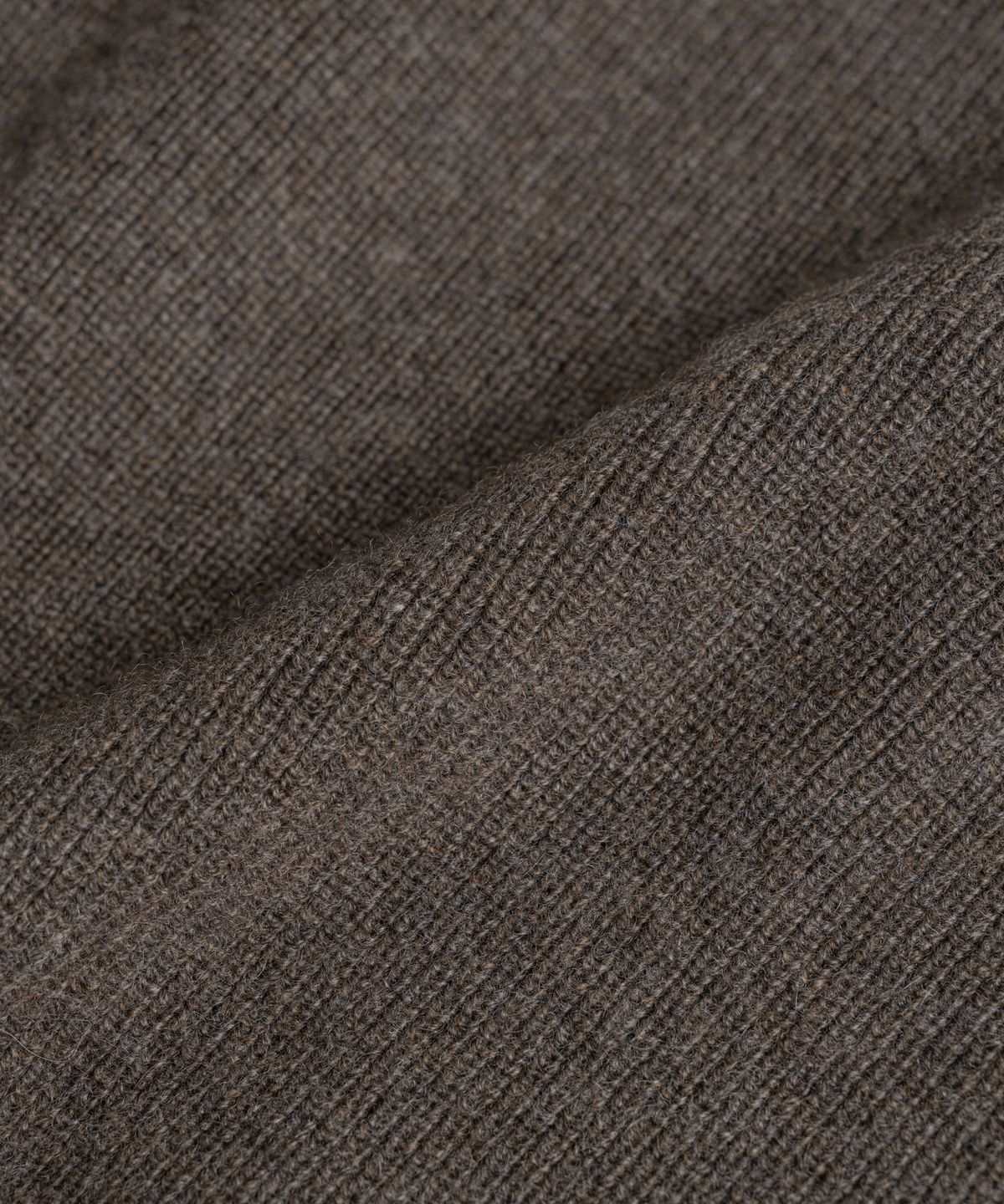 비헤비어(BEHEAVYER) CASHMERE WOOL A1 MIL SWEATER brown