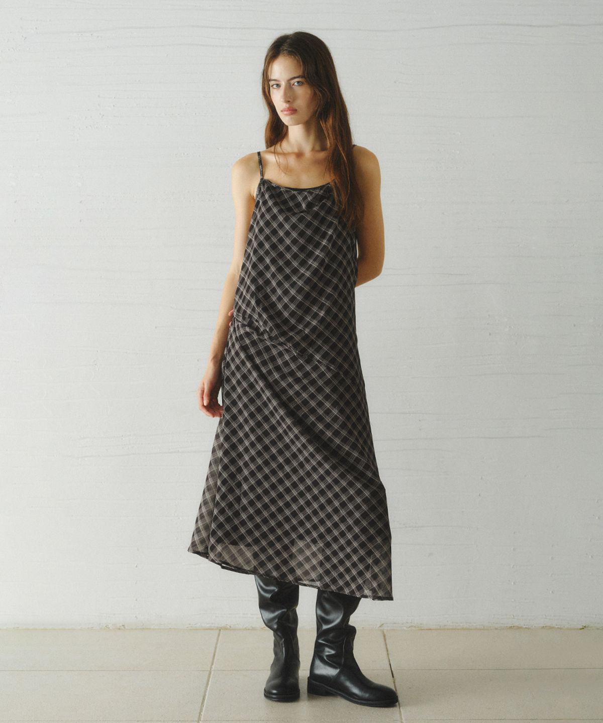 르니나(LENINA) RAY layered check dress_BLACK