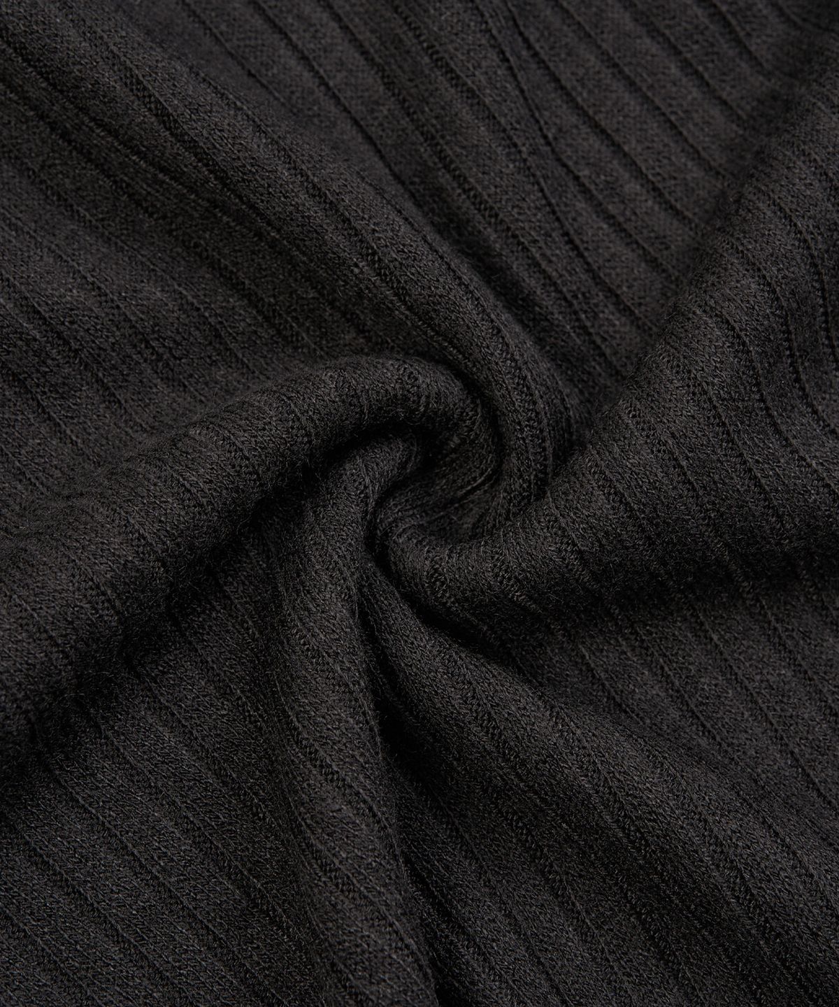 엑스컨테이너(EXCONTAINER) 후크 헨리넥 크롭 롱슬리브 (BLACK)