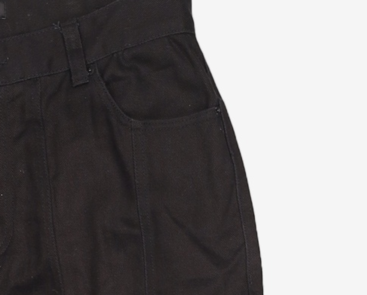 메종미네드(MAISON MINED) HEM BUTTON UTILITY CARGO PANTS BLACK 50