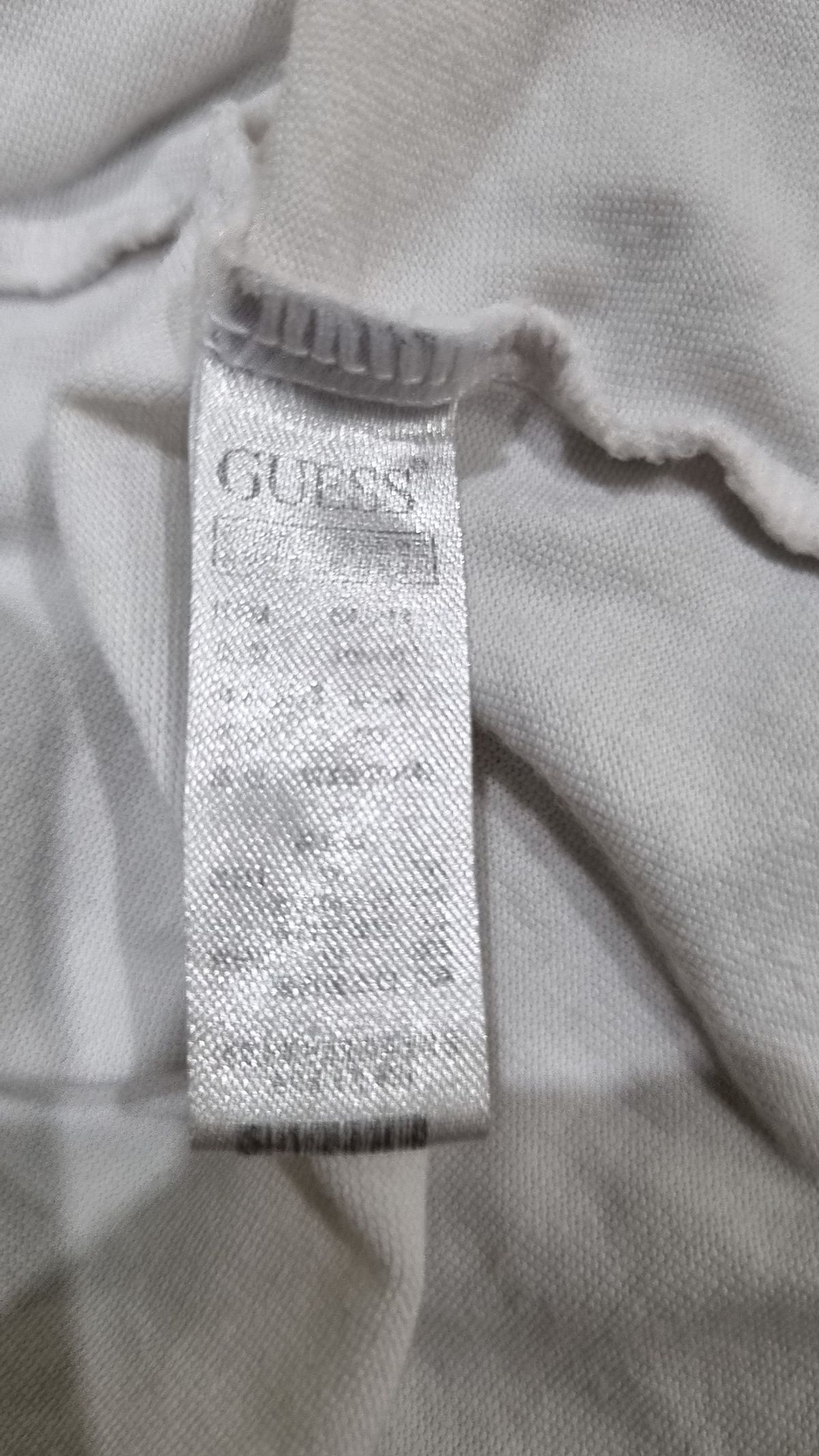 게스(GUESS) 반소매 티셔츠 L