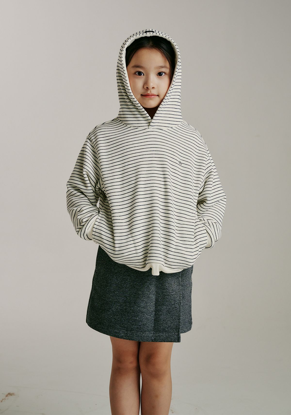 빈(BEEN) BA57TS02IV 아이보리 스트라이프 후드 티셔츠