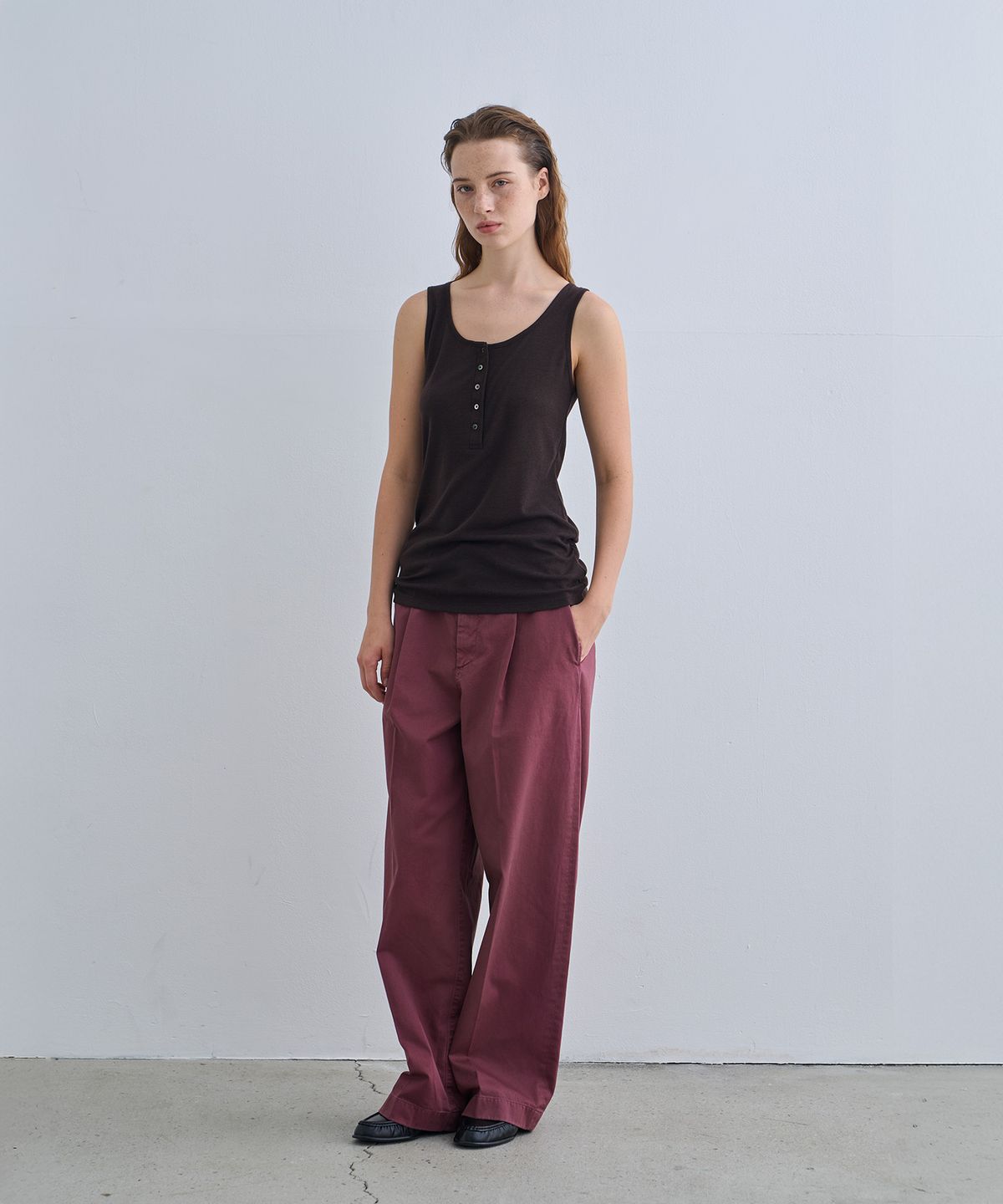 정감 스튜디오(JEONGGAM STUDIOS) Button Sleeveless_4 Color