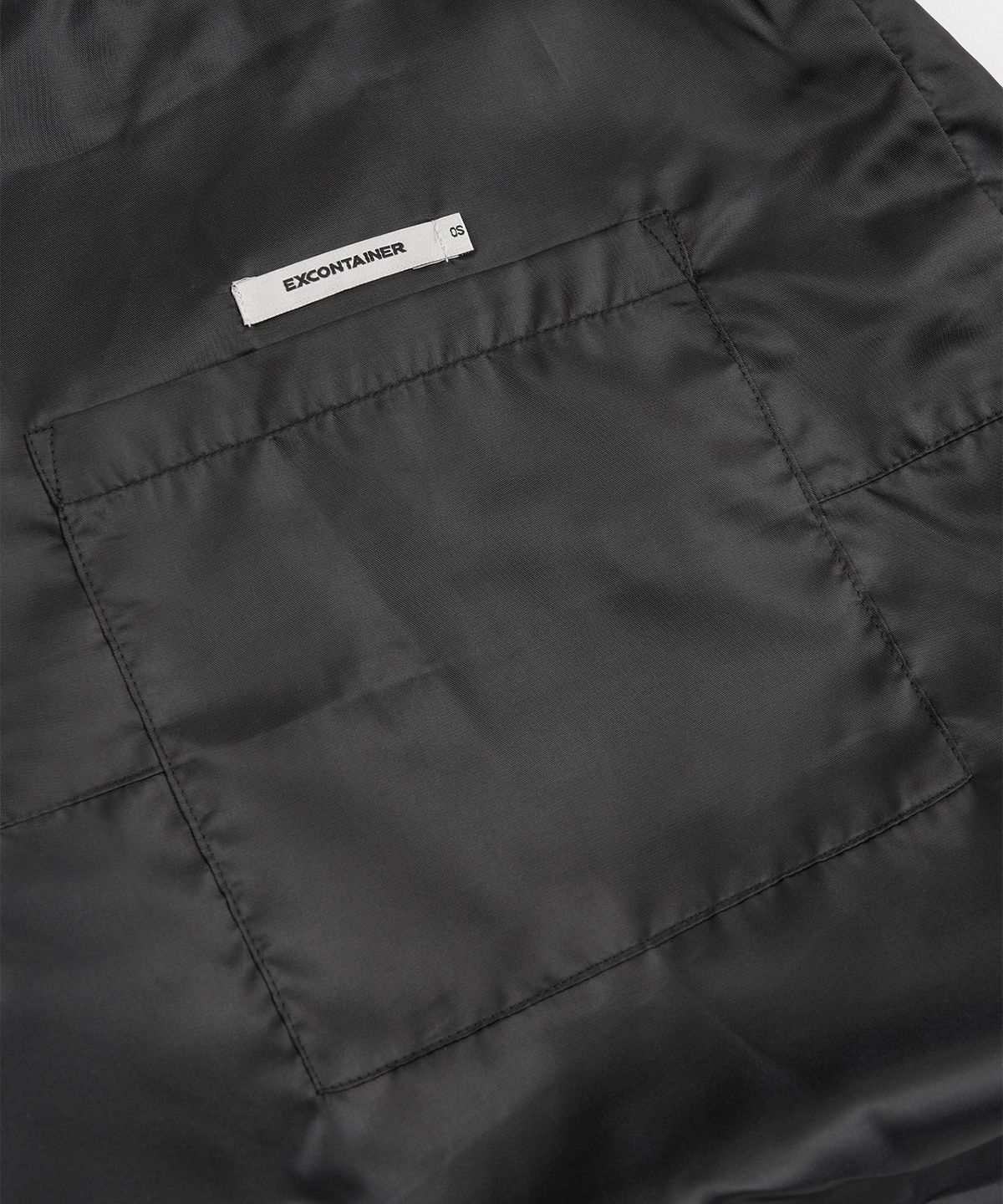 엑스컨테이너(EXCONTAINER) 스웨이드 슬라우치 숄더 백 (BLACK)