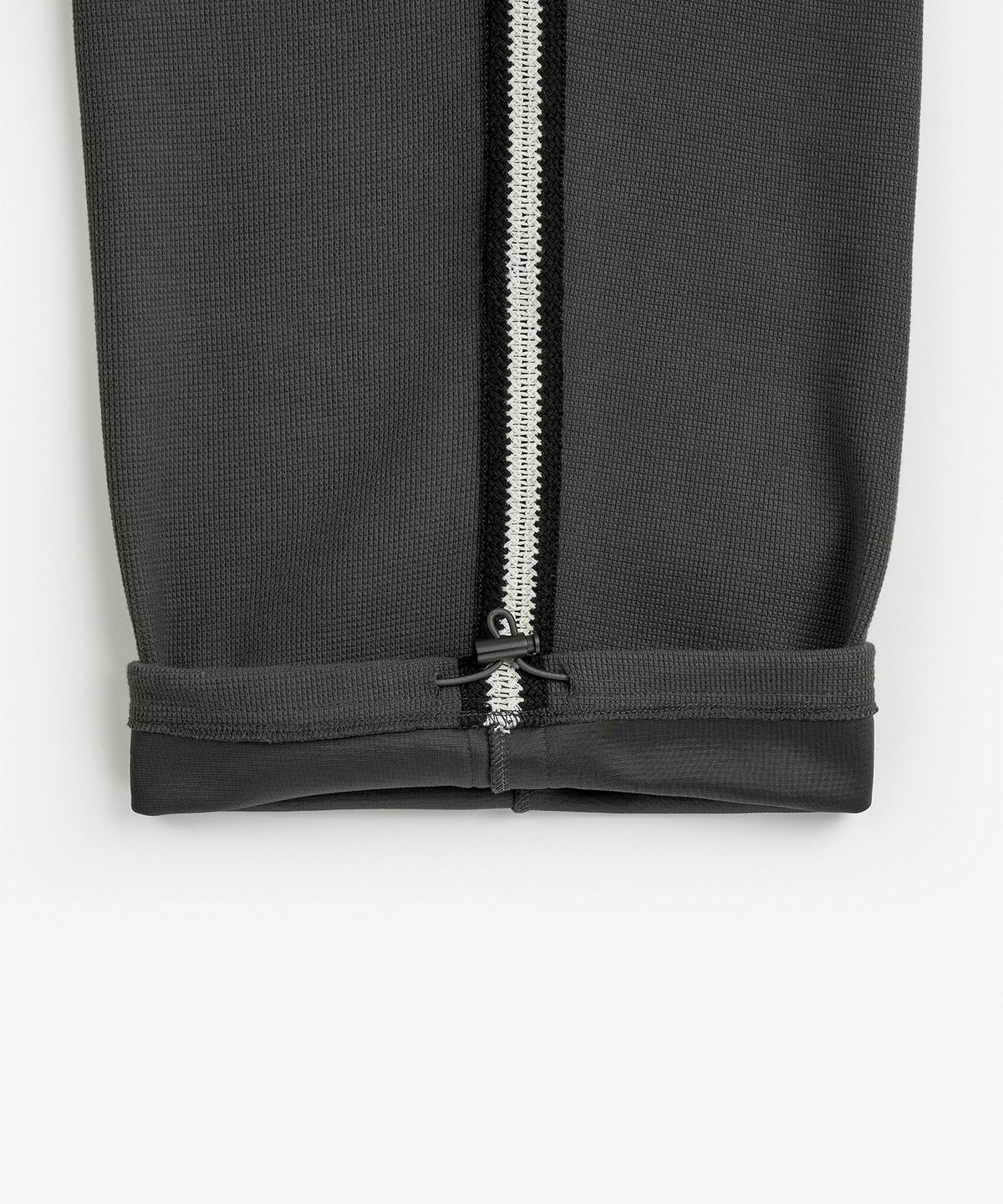 엑스컨테이너(EXCONTAINER) 와플 사이드 라인 트랙 팬츠 (CHARCOAL)