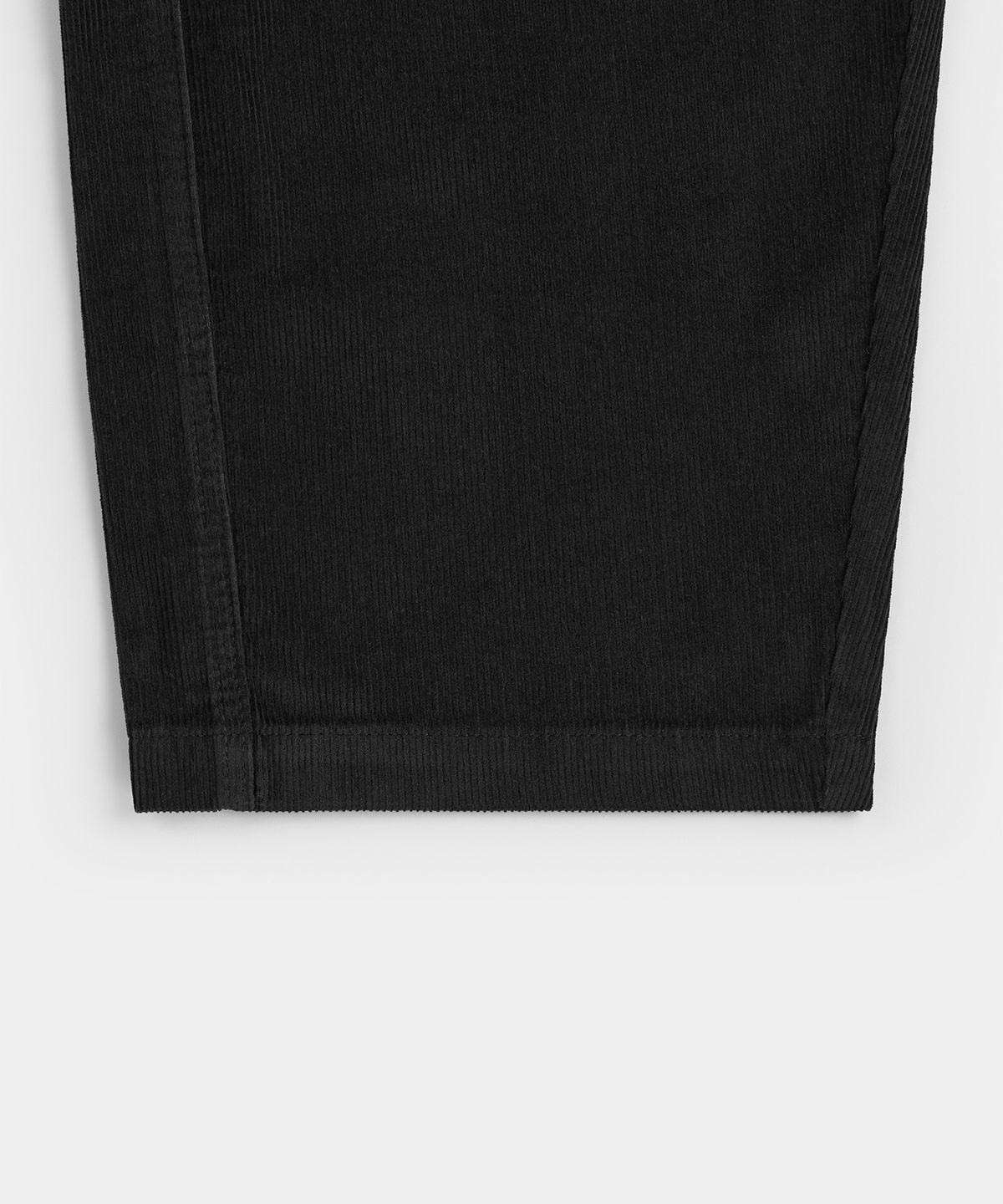 엑스컨테이너(EXCONTAINER) 커브드 와이드 코듀로이 팬츠 (BLACK)
