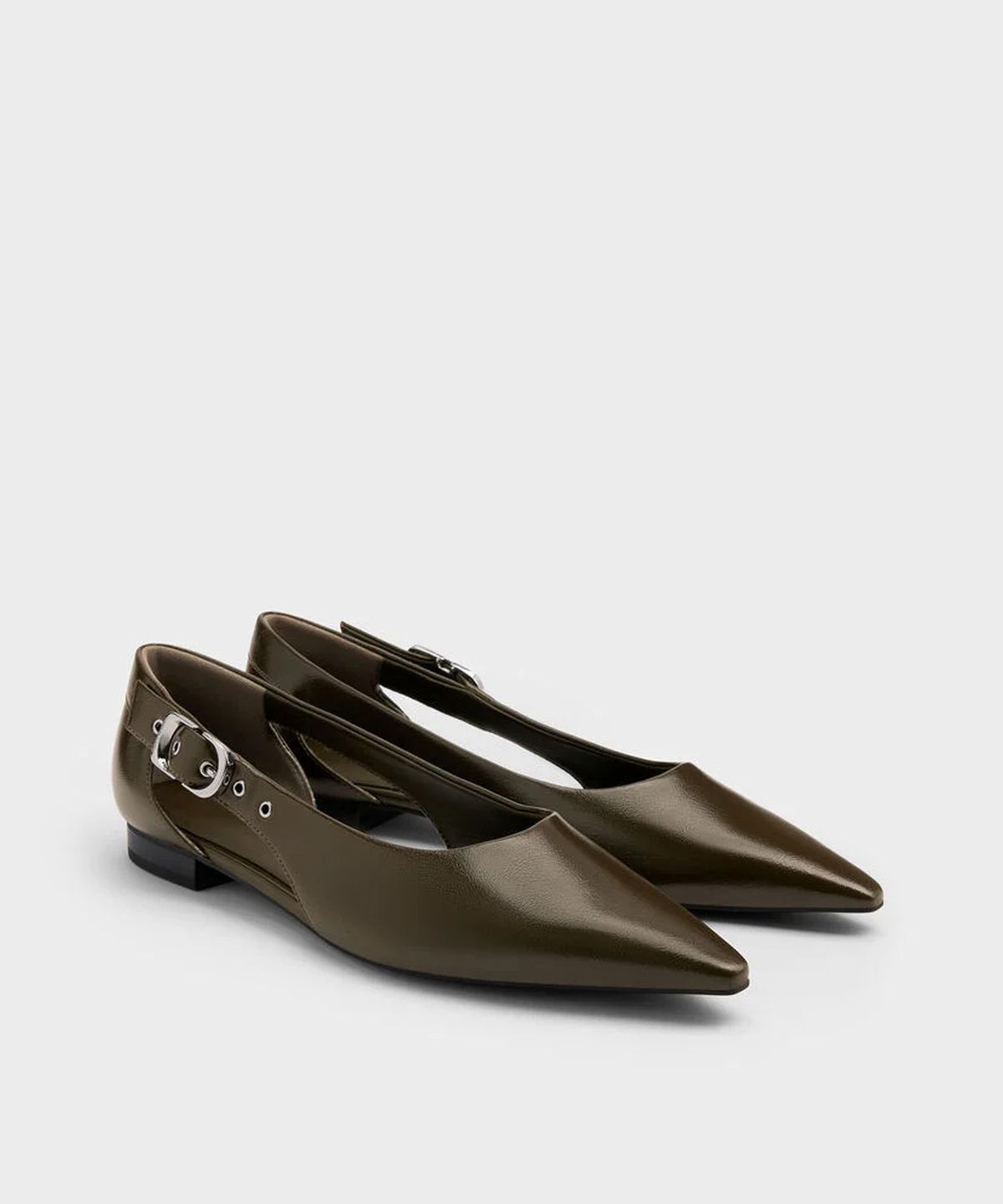 찰스앤키스(CHARLES & KEITH) 버클 컷아웃 발레리나 플랫 2colors CK1-70381240