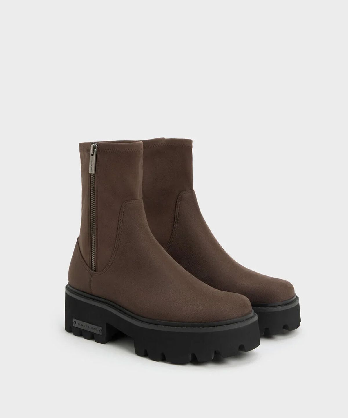 찰스앤키스(CHARLES & KEITH) 이모젠 청키 앵클 부츠 2colors CK1-90580141-1