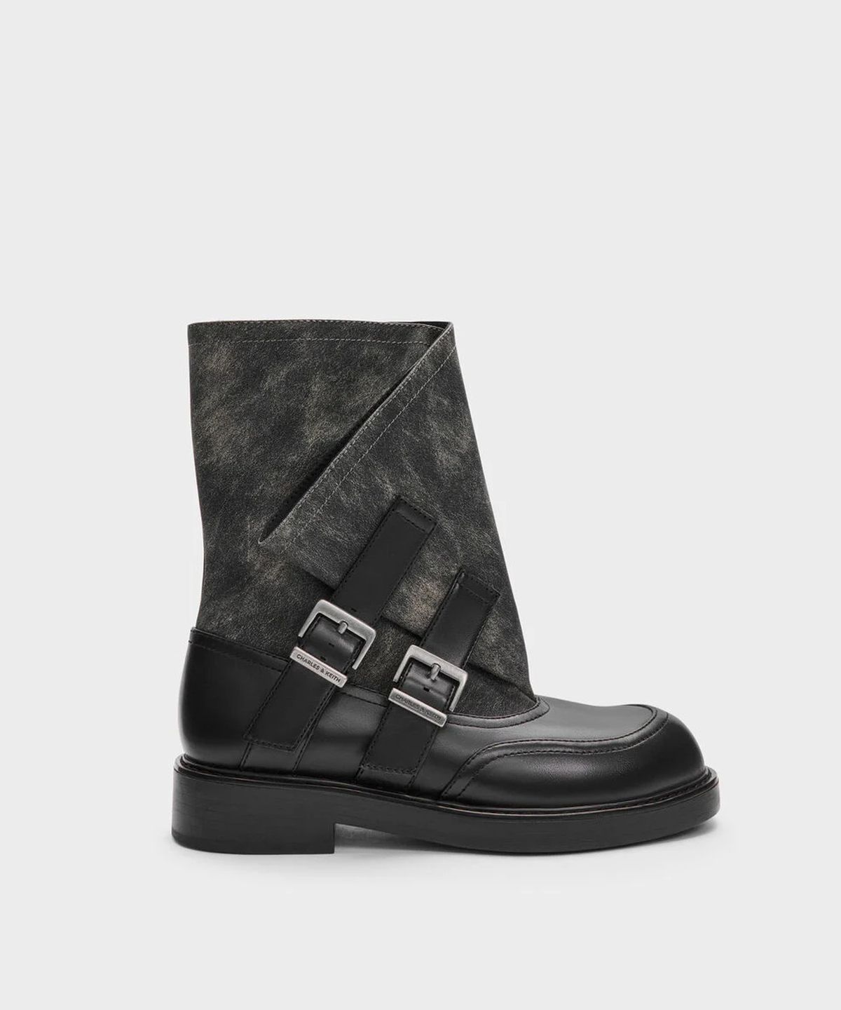찰스앤키스(CHARLES & KEITH) 에이더 버클드 카프 부츠 2colors CK1-90380187