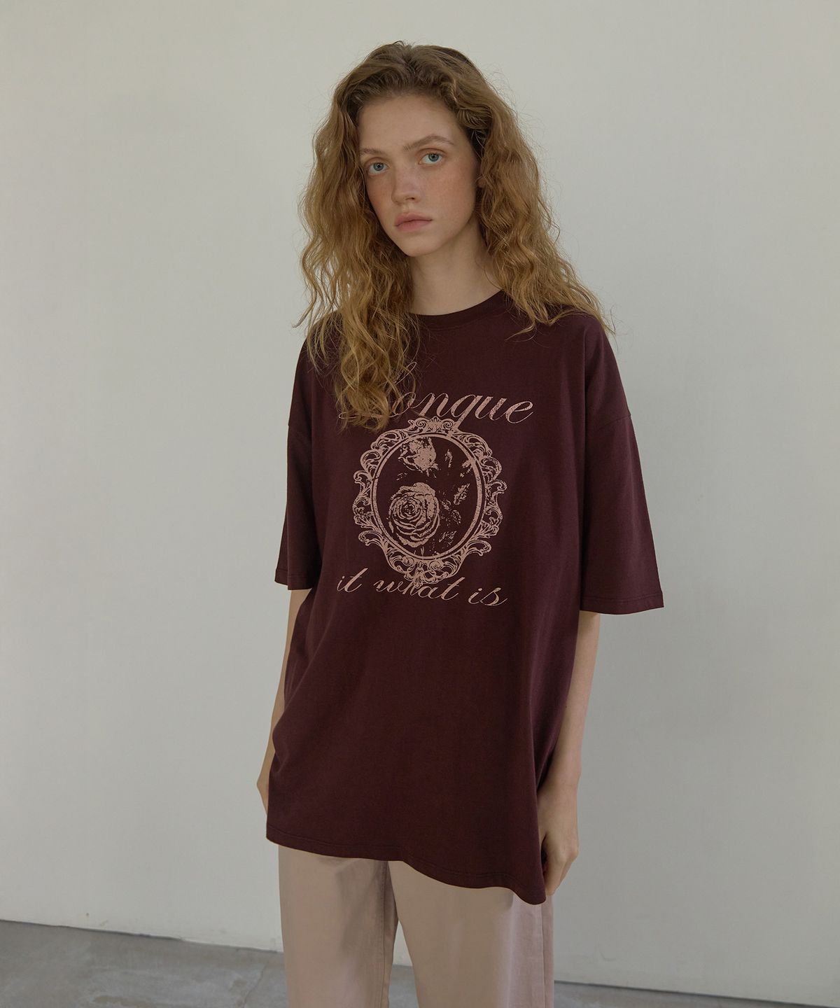 론크(LONQUE) VINTAGE ROSE HALF SLEEVE T-SHIRT (BROWN)