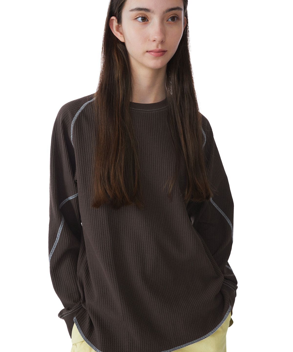 썬러브투어(SUNLOVETOUR) Aero Waffle LS Tee Brown