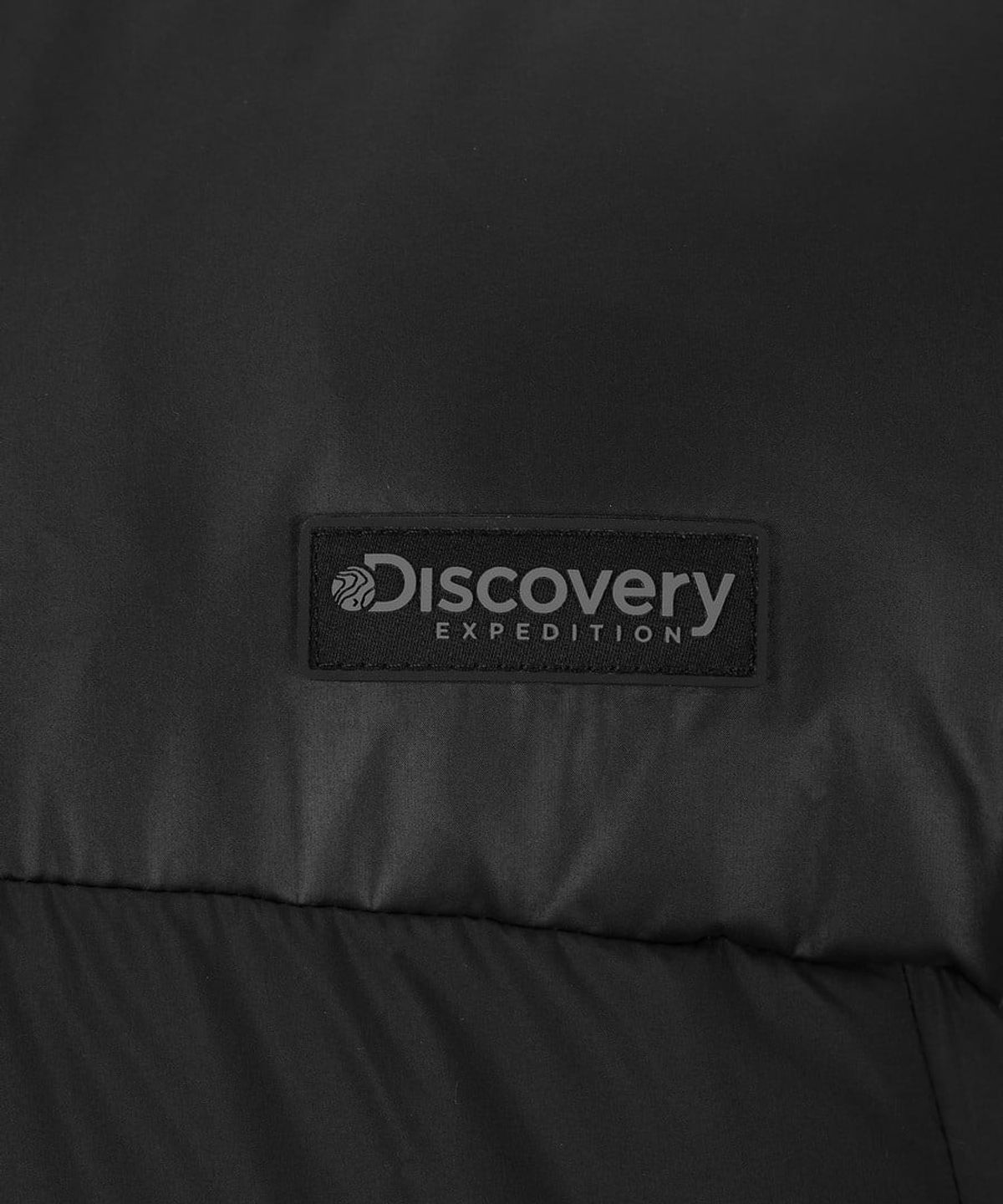 디스커버리 익스페디션(DISCOVERY EXPEDITION) 남성 베른 하이브리드 구스다운 숏패딩 (BLACK)