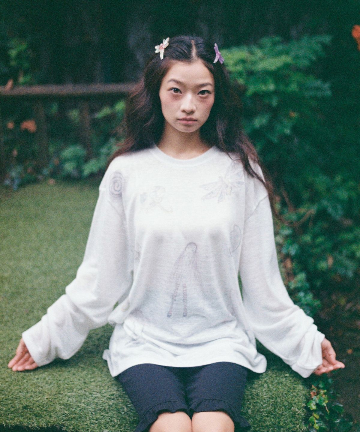 잇자바이브(ITZAVIBE) FOREST GIRL COLLAGE LONG SLEEVE