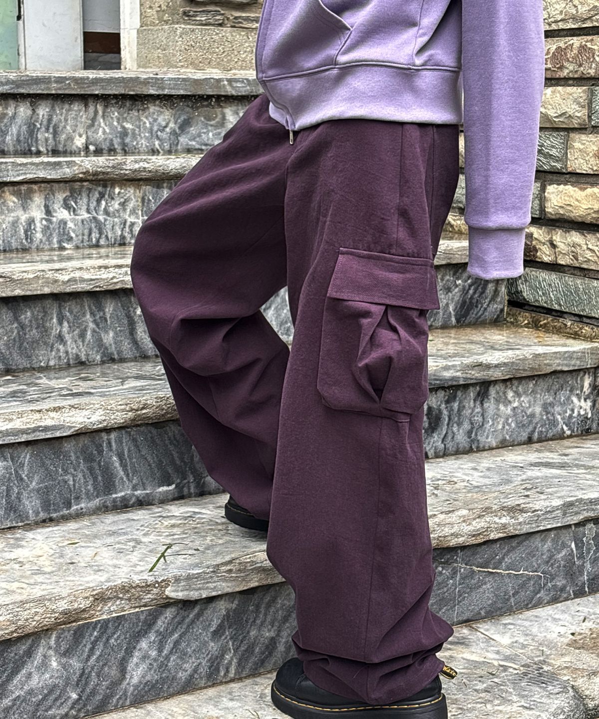 잇자바이브(ITZAVIBE) LOW-RISE SIDE POCKET PANTS