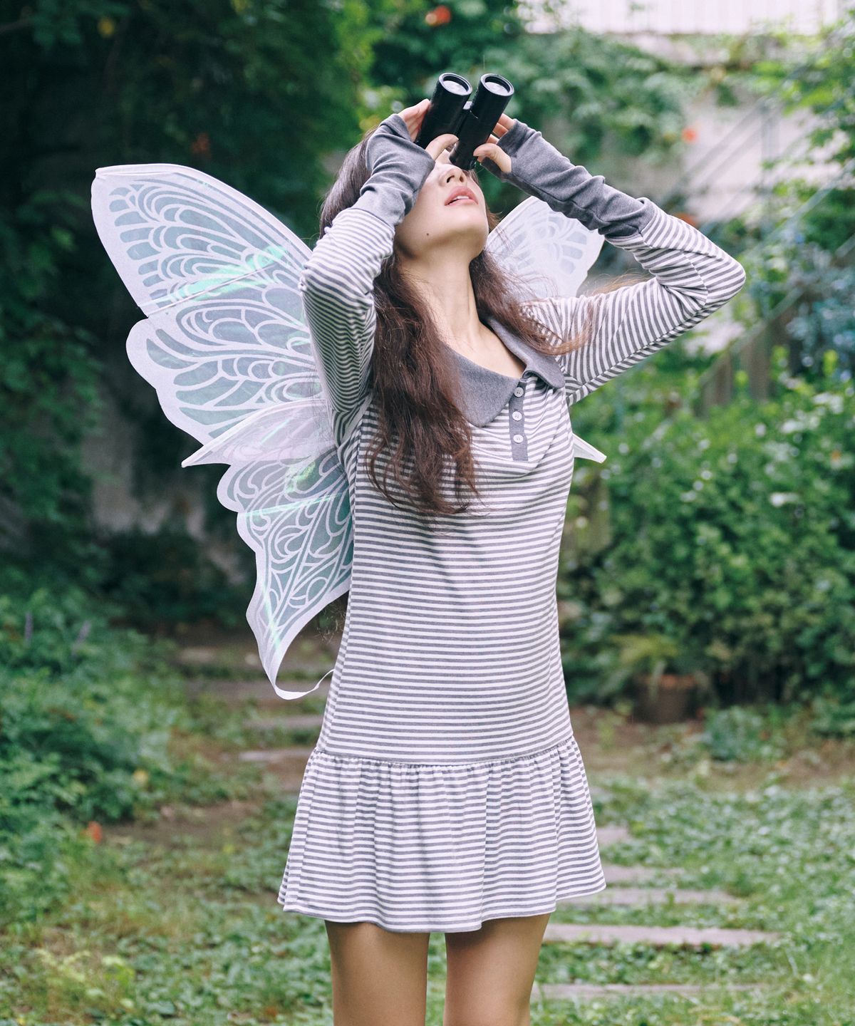 잇자바이브(ITZAVIBE) STRIPE ASYMMETRY COLLAR ONE PIECE - GRAY