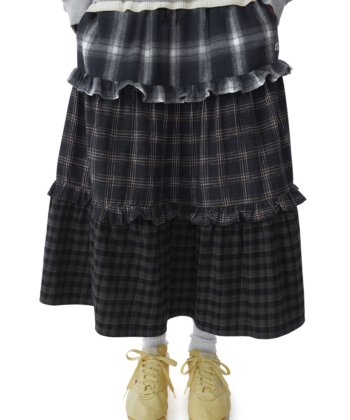 썬러브투어(SUNLOVETOUR) W Frill Flannel Long Skirt Navy