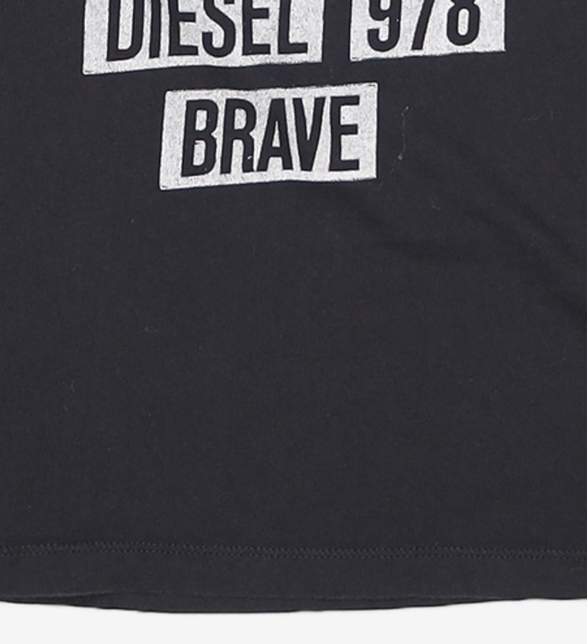 디젤(DIESEL) 반소매 티셔츠 S