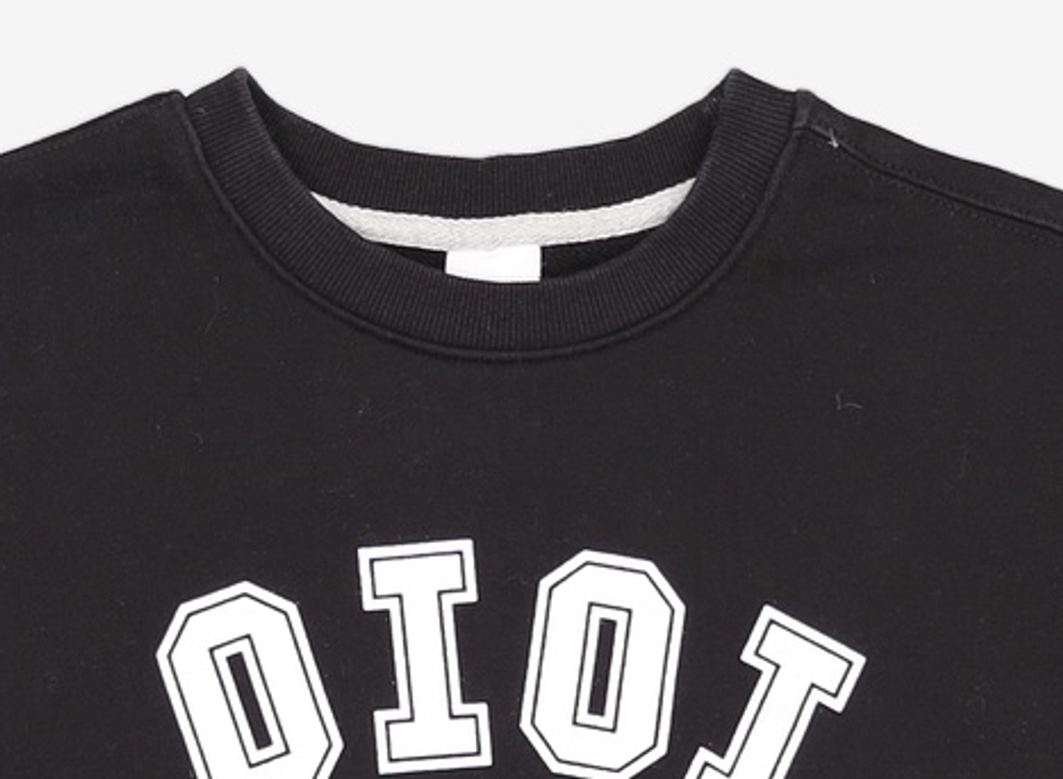 오아이오아이 컬렉션(OIOI COLLECTION) POCKET VARSITY SWEATSHIRTS [BLACK] S
