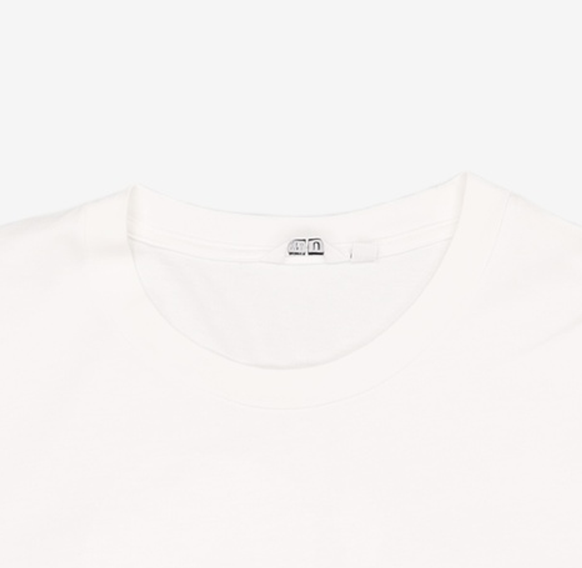 유니클로(UNIQLO) 반소매 티셔츠 L