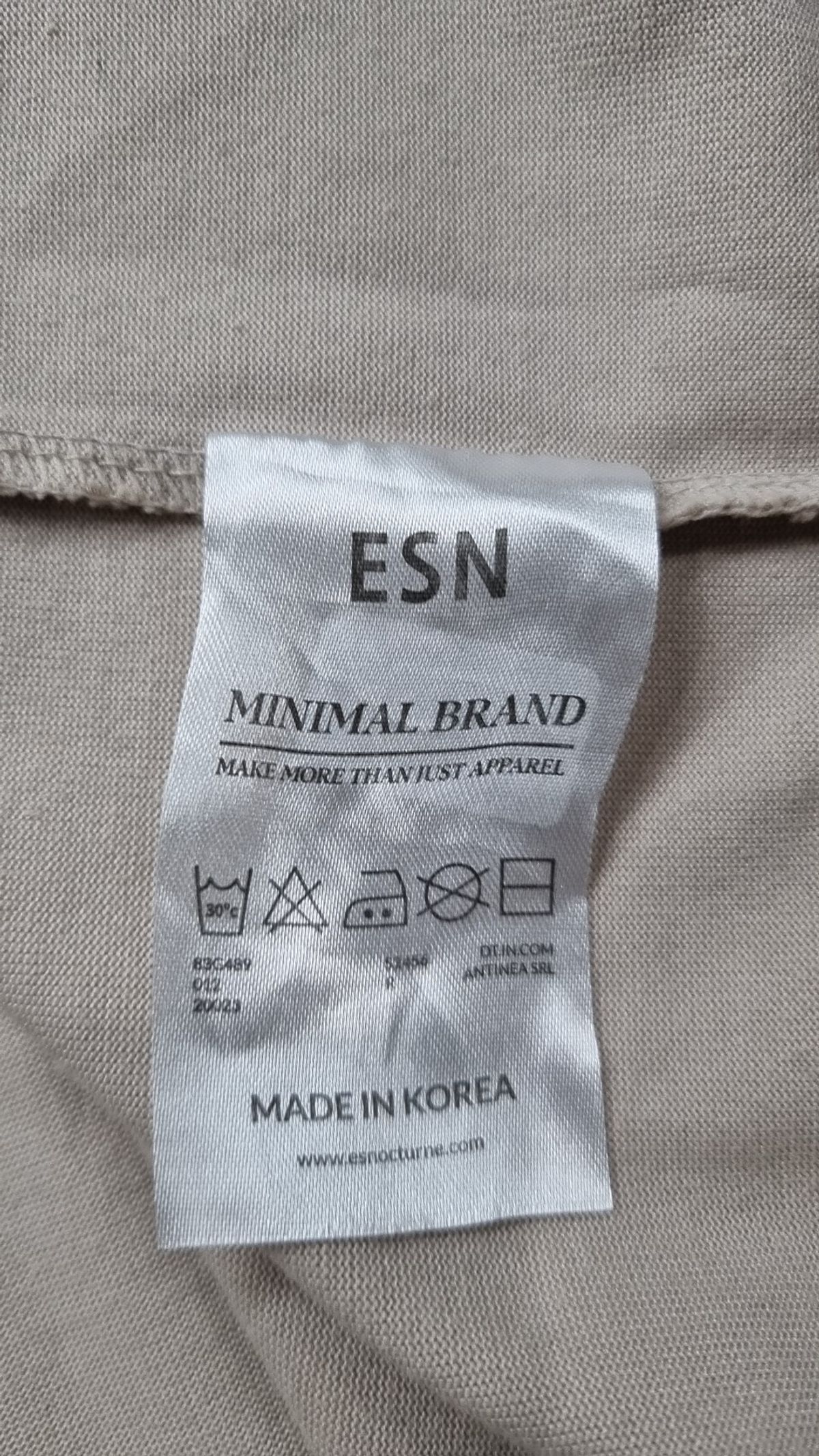 이에스엔(ESN) 긴소매 티셔츠 M