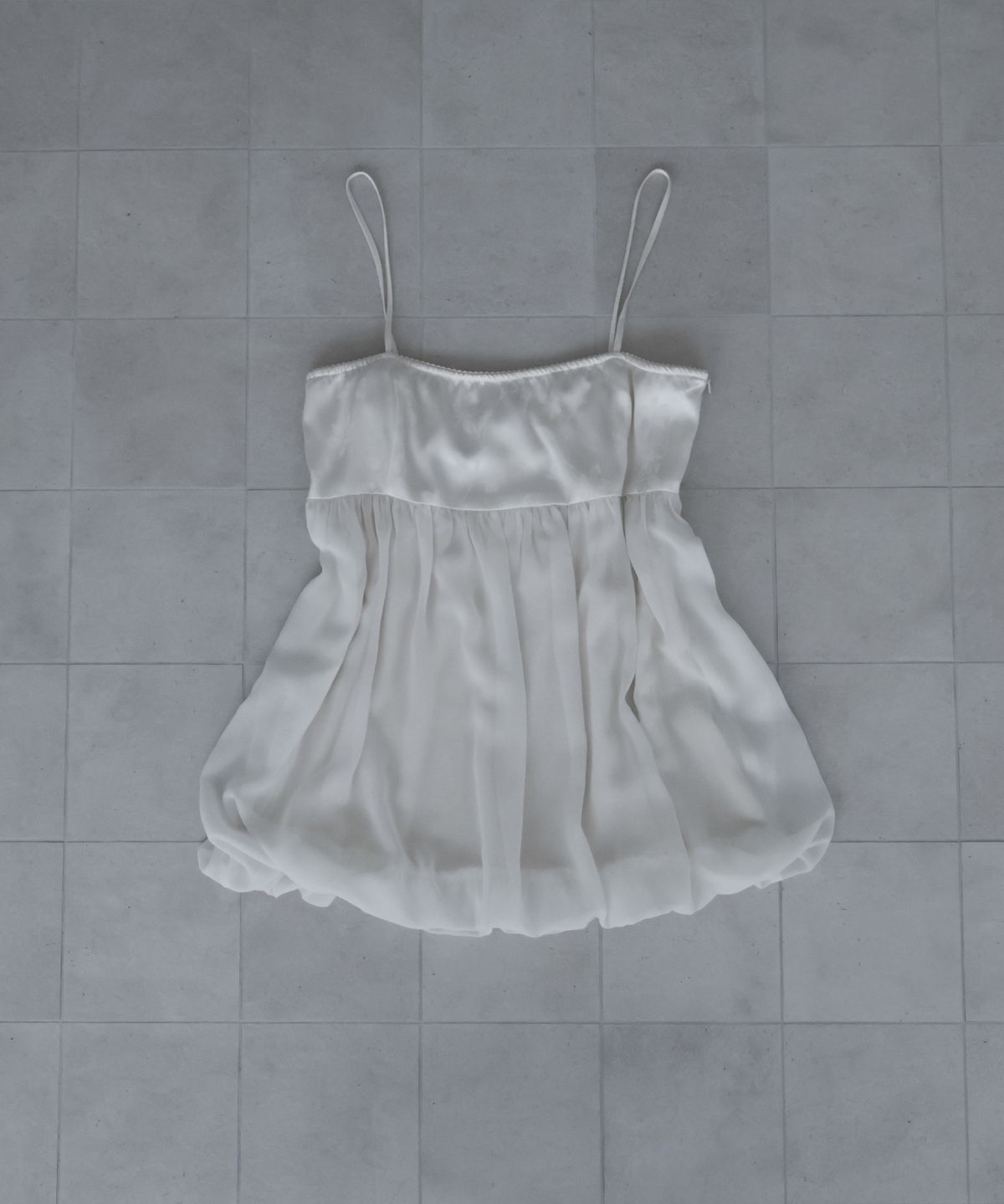 이오담(IODAM) FLORA JACQUARD BLOUSE (ivory)
