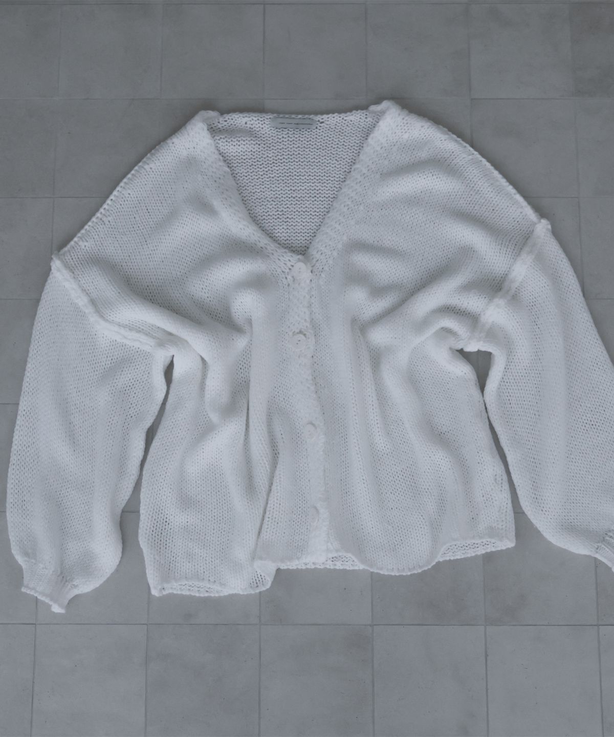 이오담(IODAM) IVY KNIT CARDIGAN (white)