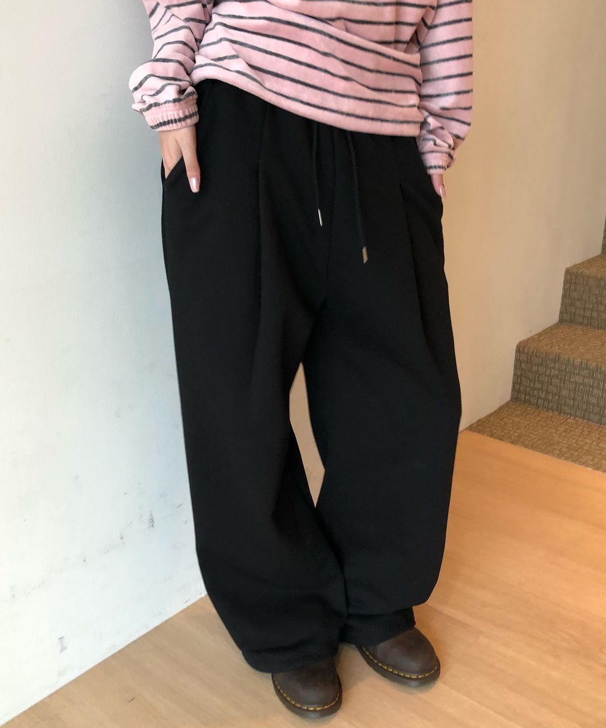 해비즘(HAVISM) WIDE BELTED SWEATPANTS(BLACK)